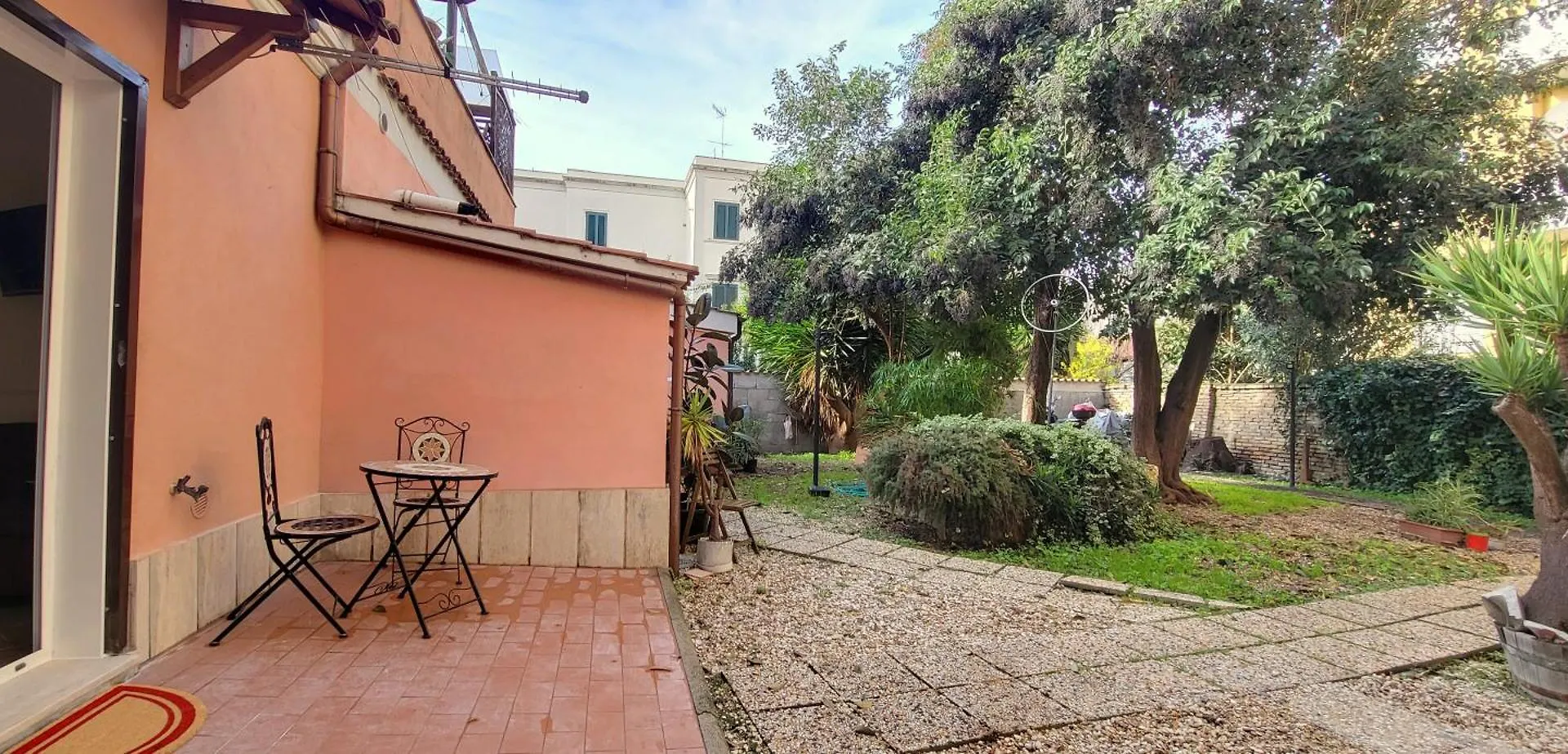La Casetta Con Giardino Al Pigneto Rome Apartment